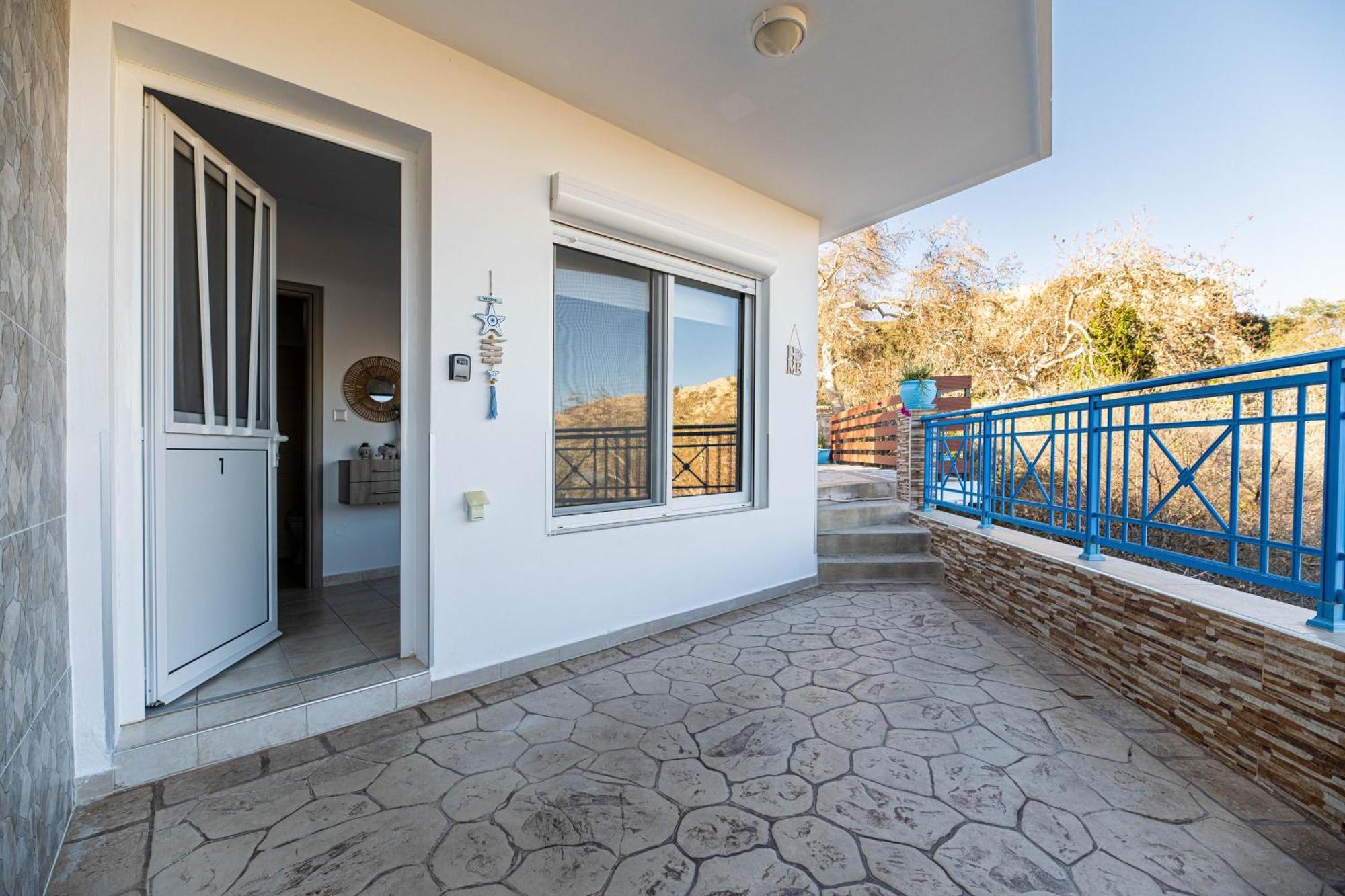 Aperanto Galazio Apartment Archangelos  Ngoại thất bức ảnh