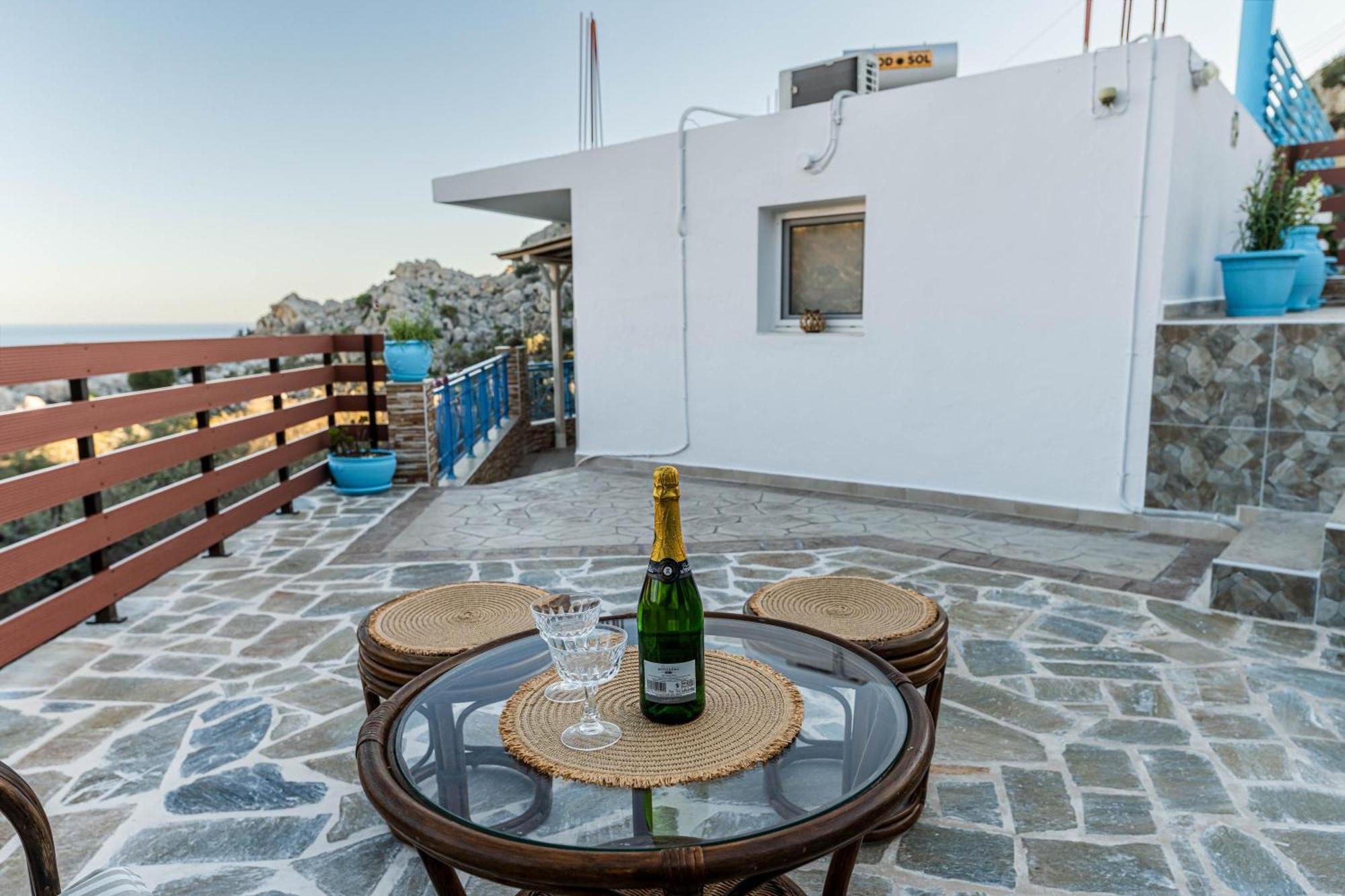 Aperanto Galazio Apartment Archangelos  Ngoại thất bức ảnh