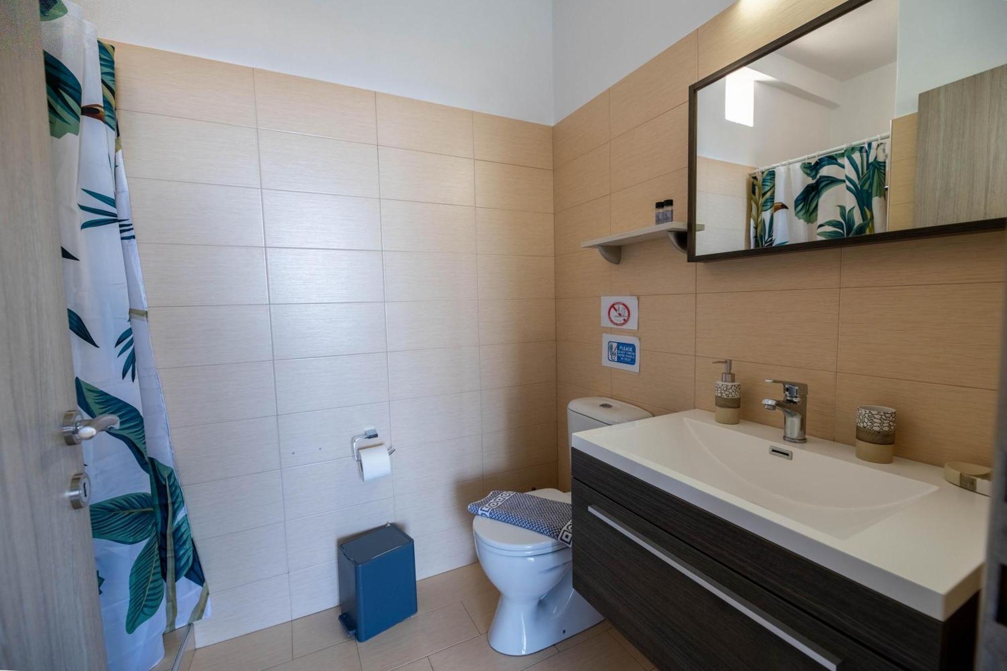 Aperanto Galazio Apartment Archangelos  Ngoại thất bức ảnh